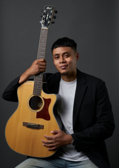 Leonard Mikhail Bin Muhammad Aliff Apas (Mik)